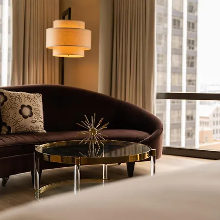 Thompson Chicago, By Hyatt