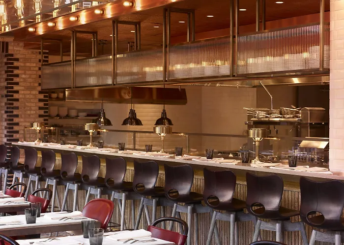 Thompson Chicago, By Hyatt Hotel 4*