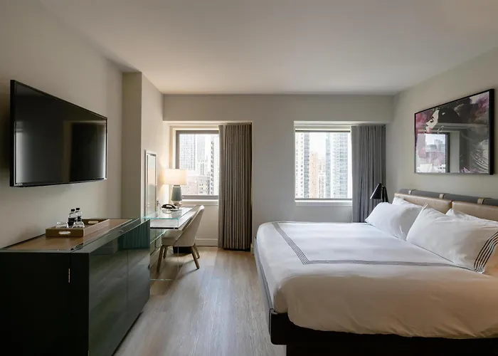 Thompson Chicago, By Hyatt 4*