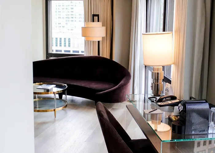 Thompson Chicago, By Hyatt Hotel Chicago